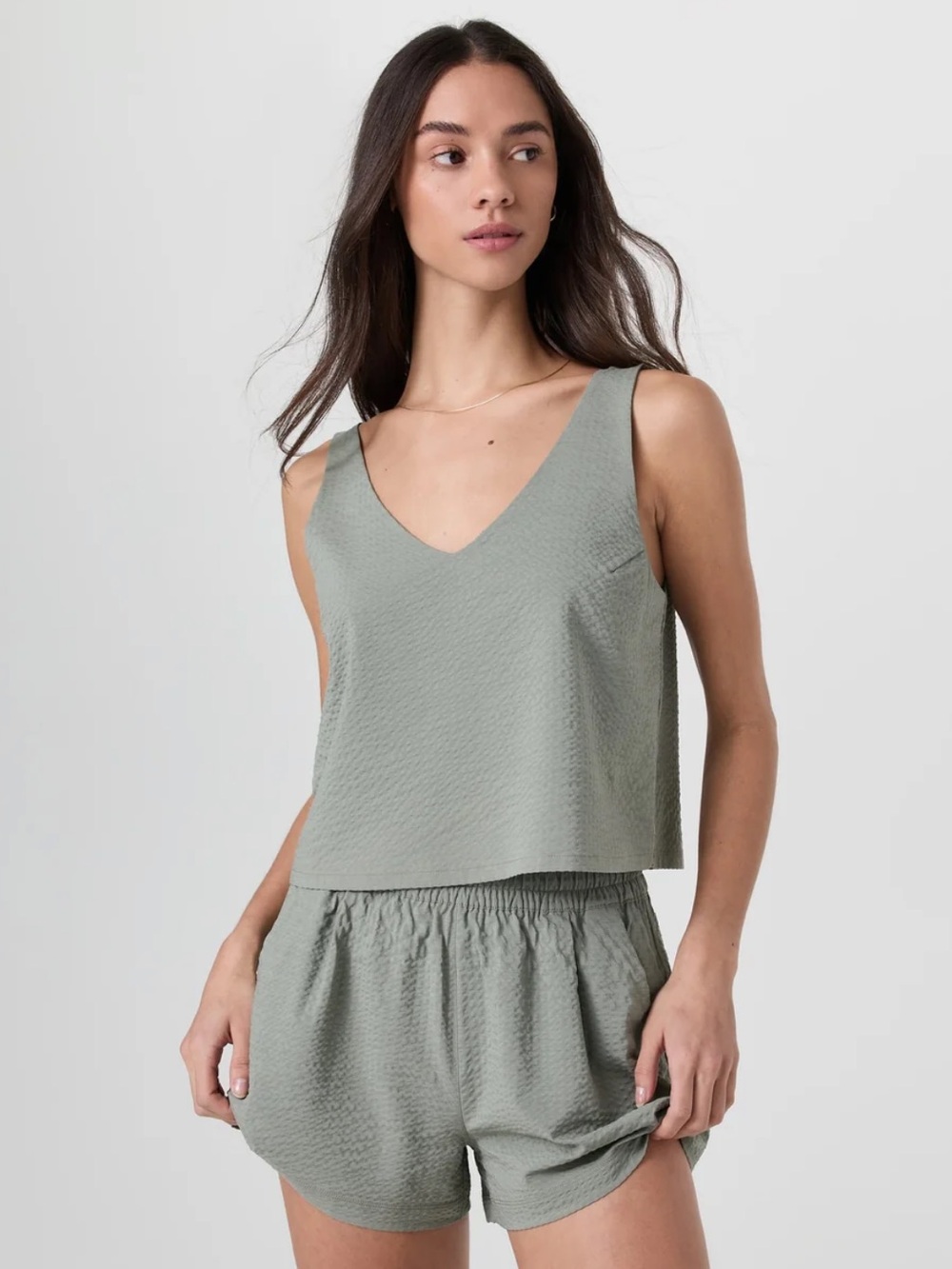 NWT Vuori Villa Textured Crop Tank
